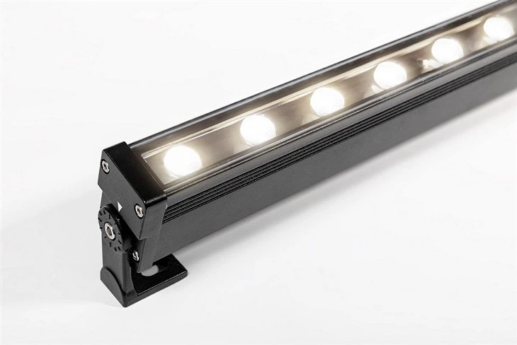 ไฟ LED ล้างผนัง 18W