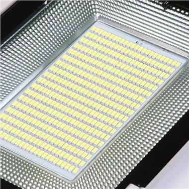 ไฟถนนพลังงานแสงอาทิตย์แบบเก่า