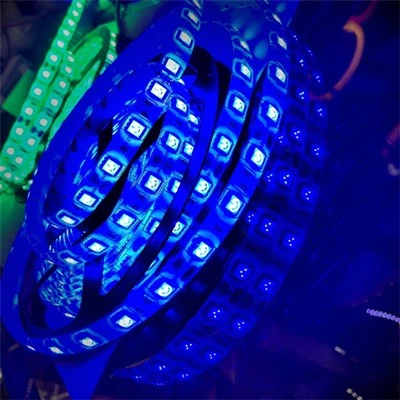 ไฟ LED Strip หลากสีสัน